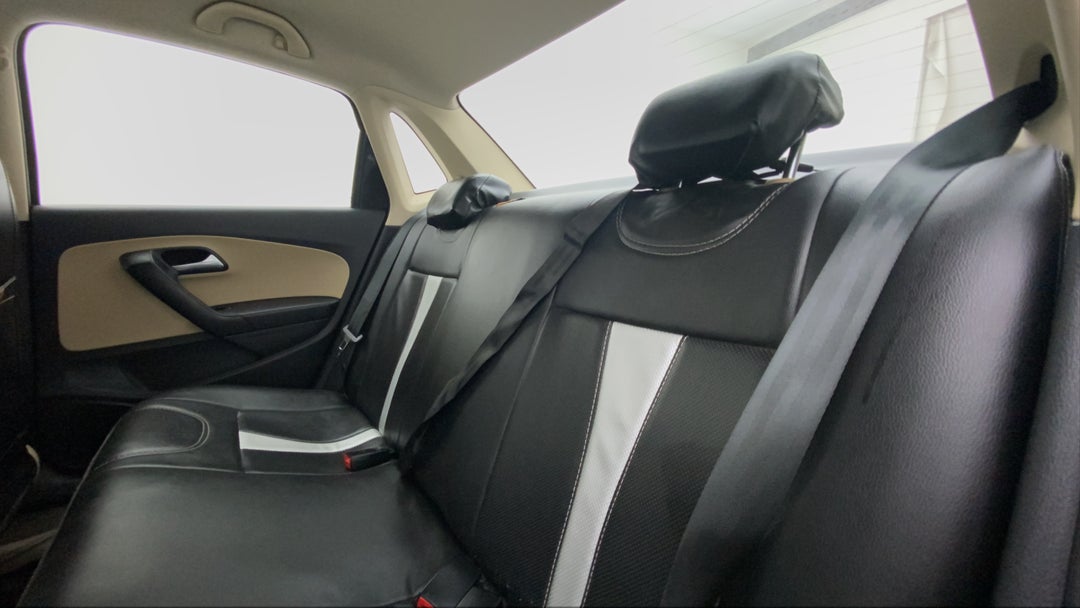 Right Side Rear Door Cabin