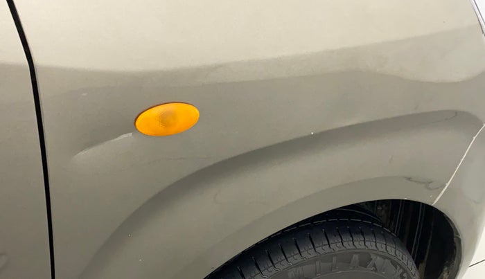 2019 Maruti New Wagon-R 1.0 Lxi (o) cng, CNG, Manual, 97,574 km, Right fender - Slightly dented