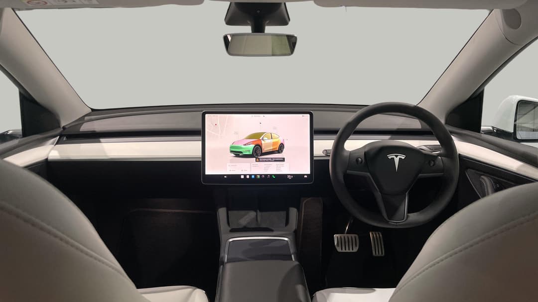 2023 Tesla Model Y Performance, Automatic, 23556 km, Dashboard View