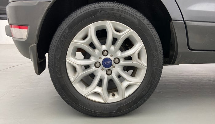 2016 Ford Ecosport 1.5 TITANIUM TI VCT AT, Petrol, Automatic, 1,54,231 km, Right Rear Wheel