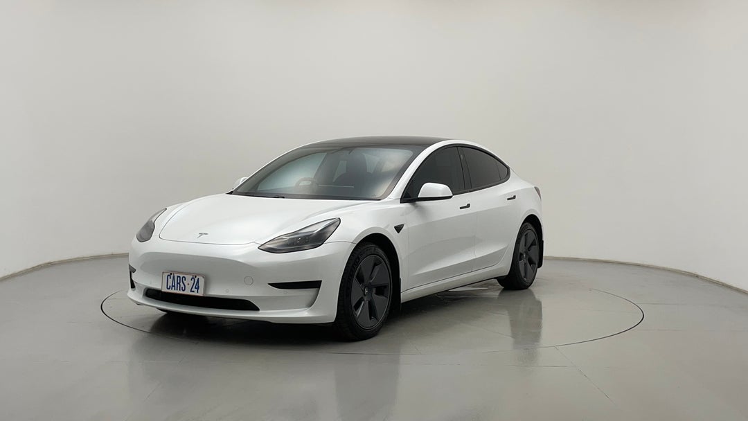 Left Front Diagonal (45- Degree) View