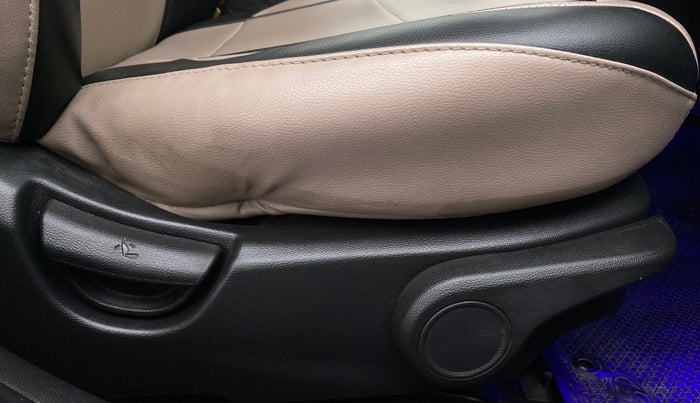 2015 Hyundai Xcent S 1.2 OPT, Petrol, Manual, 53,996 km, Driver Side Adjustment Panel