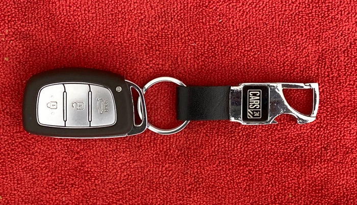 2018 Hyundai Grand i10 ASTA 1.2 KAPPA VTVT, Petrol, Manual, 44,299 km, Key Close Up