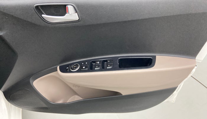 2018 Hyundai Grand i10 ASTA 1.2 KAPPA VTVT, Petrol, Manual, 44,299 km, Driver Side Door Panels Control