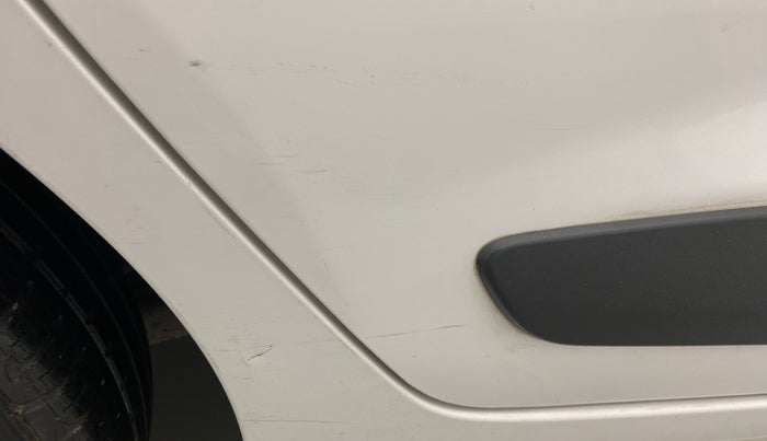 2018 Hyundai Grand i10 ASTA 1.2 KAPPA VTVT, Petrol, Manual, 44,299 km, Right rear door - Minor scratches