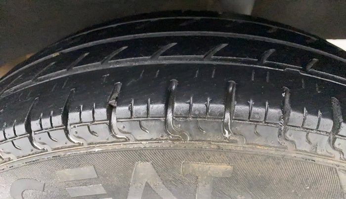 2018 Datsun Redi Go T (O), Petrol, Manual, 51,647 km, Left Rear Tyre Tread