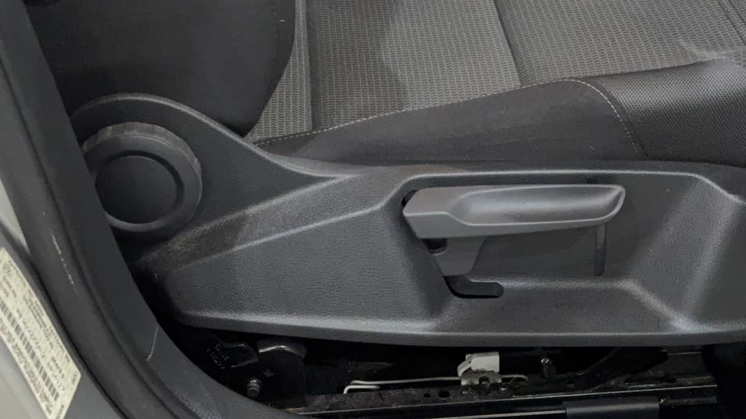 2019 Volkswagen Golf 110 Tsi Comfortline, Automatic, 21607 km, Drivers Side Adjustment Panel