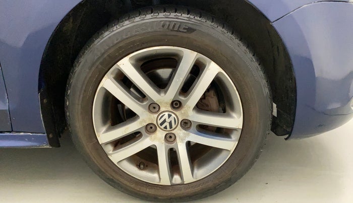 2014 Volkswagen Jetta HIGHLINE TDI AT, Diesel, Automatic, 75,042 km, Right Front Wheel