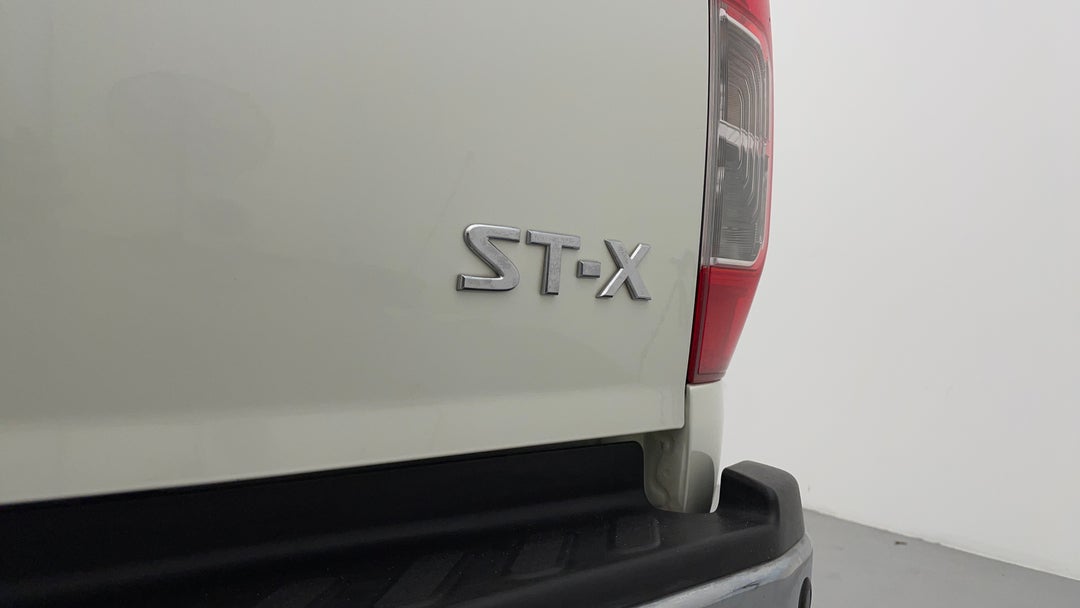 Badge (Boot Right Side)