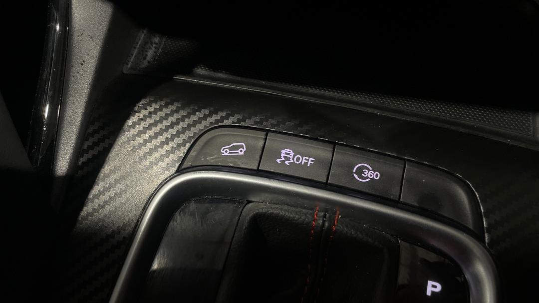 2023 MG Zst Excite, Automatic, 13124 km, Utility Switches/Buttons