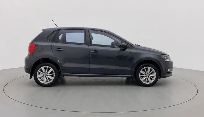 2016 Volkswagen Polo HIGHLINE1.2L PETROL, Petrol, Manual, 68,813 km, Right Side View