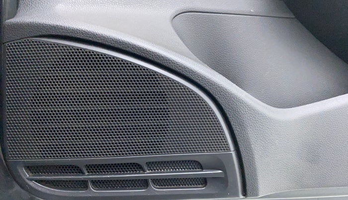 2016 Volkswagen Polo HIGHLINE1.2L PETROL, Petrol, Manual, 68,813 km, Speaker