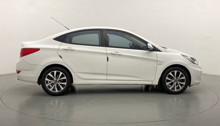 2014 Hyundai Verna FLUIDIC 1.6 CRDI SX AT, Diesel, Automatic, 55,206 km, Right Side View