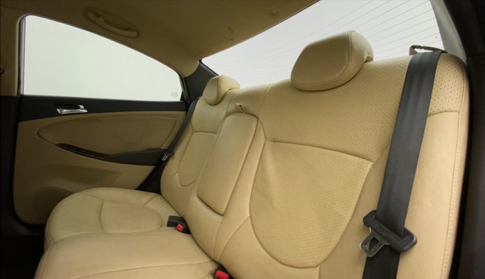 2014 Hyundai Verna FLUIDIC 1.6 CRDI SX AT, Diesel, Automatic, 55,206 km, Right Side Rear Door Cabin