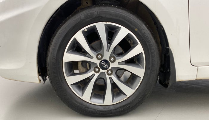 2014 Hyundai Verna FLUIDIC 1.6 CRDI SX AT, Diesel, Automatic, 55,206 km, Left Front Wheel