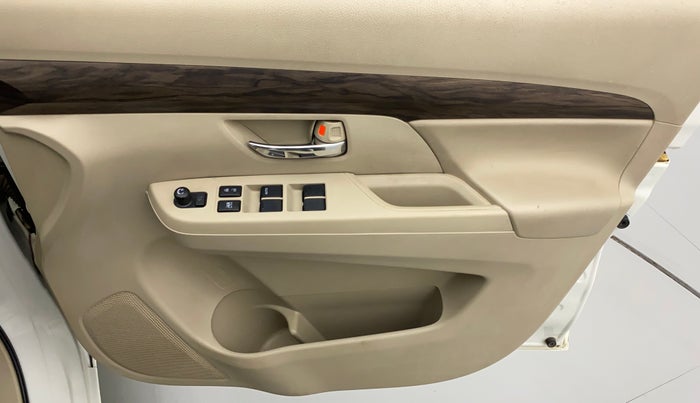 2019 Maruti Ertiga ZXI+ SHVS, Petrol, Manual, 58,577 km, Driver Side Door Panels Control