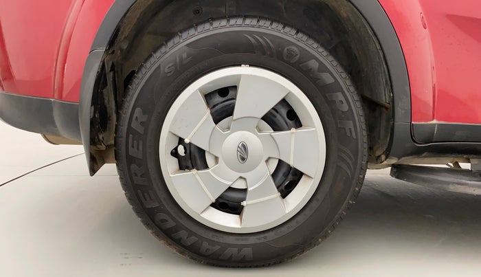 2018 Mahindra XUV500 W7 AT, Diesel, Automatic, 82,113 km, Right Rear Wheel