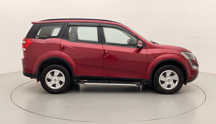 2018 Mahindra XUV500 W7 AT, Diesel, Automatic, 82,113 km, Right Side View