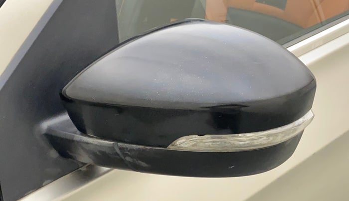 2018 Tata TIAGO NRG PETROL, Petrol, Manual, 35,764 km, Left rear-view mirror - Indicator light has minor damage