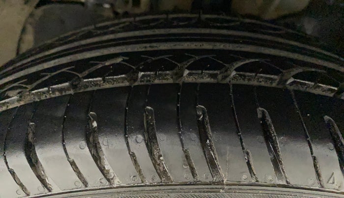 2018 Tata TIAGO NRG PETROL, Petrol, Manual, 35,764 km, Left Front Tyre Tread