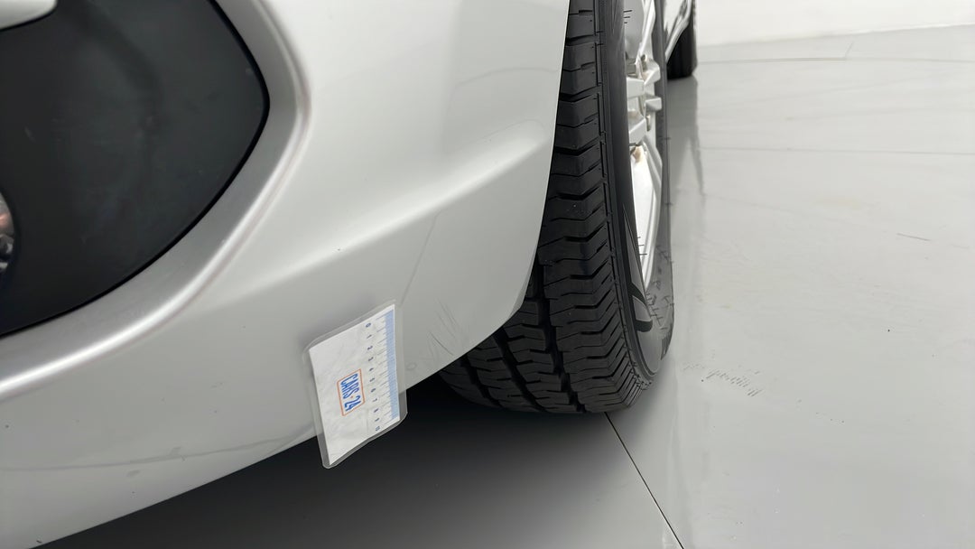 Bumper Front Scratch