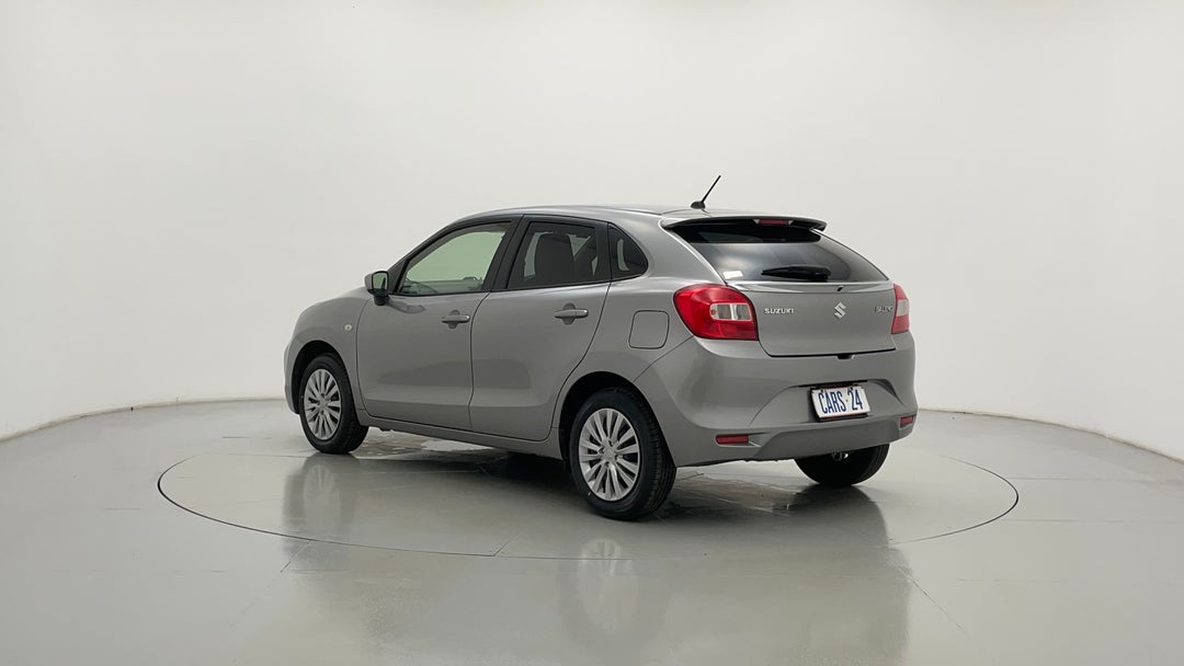 Left Back Diagonal (45- Degree) View