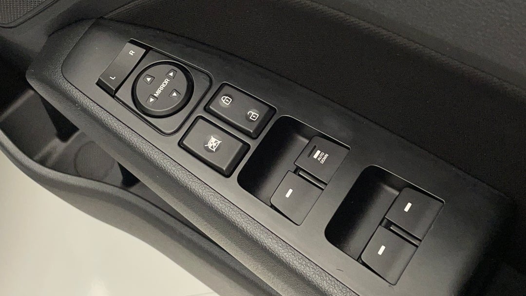 2019 Hyundai Elantra Go, Automatic, 36406 km, Drivers Side Door Panel Controls