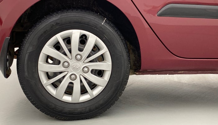 2016 Hyundai i10 SPORTZ 1.1 IRDE2, Petrol, Manual, 22,077 km, Right Rear Wheel
