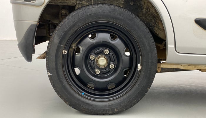 2014 Maruti Alto K10 VXI P, Petrol, Manual, 77,135 km, Right Rear Wheel
