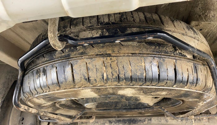 2019 Maruti XL6 ALPHA SHVS  MT, Petrol, Manual, 71,075 km, Spare Tyre