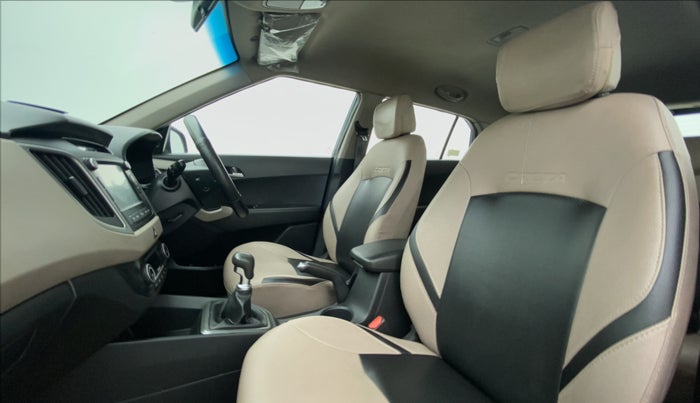 2016 Hyundai Creta 1.6 SX PLUS VTVT, Petrol, Manual, 27,442 km, Right Side Front Door Cabin
