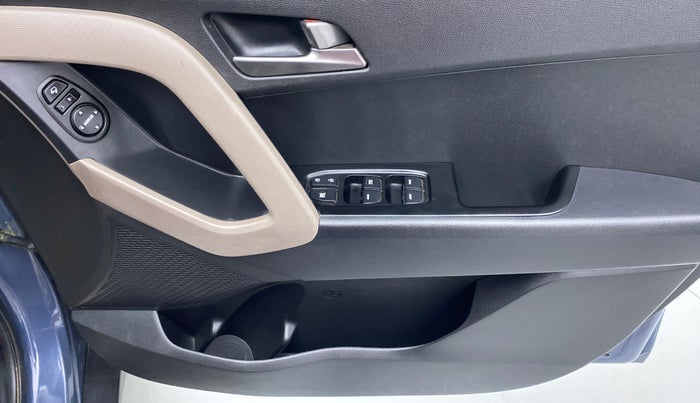 2016 Hyundai Creta 1.6 SX PLUS VTVT, Petrol, Manual, 27,442 km, Driver Side Door Panels Control