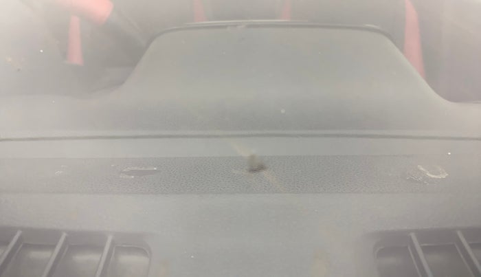 2017 Renault Kwid RXT 1.0, Petrol, Manual, 74,467 km, Front windshield - Minor spot on windshield