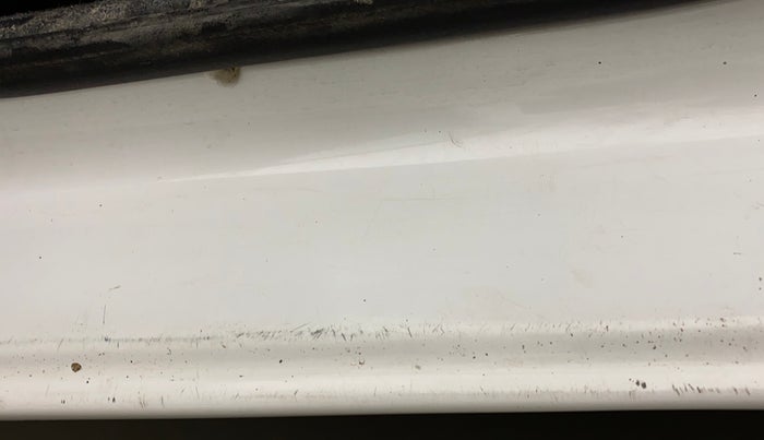2017 Renault Kwid RXT 1.0, Petrol, Manual, 74,467 km, Left running board - Minor scratches