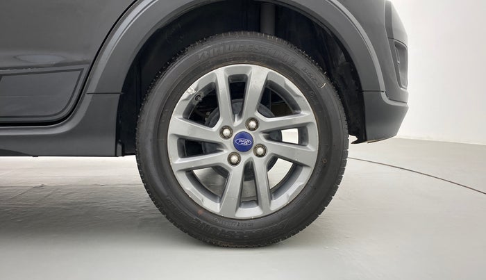 2019 Ford FREESTYLE TITANIUM + 1.2 TI-VCT, Petrol, Manual, 53,851 km, Left Rear Wheel