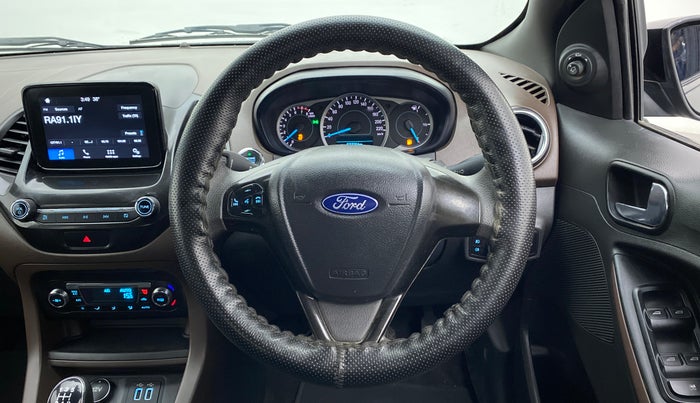2019 Ford FREESTYLE TITANIUM + 1.2 TI-VCT, Petrol, Manual, 53,851 km, Steering Wheel Close Up