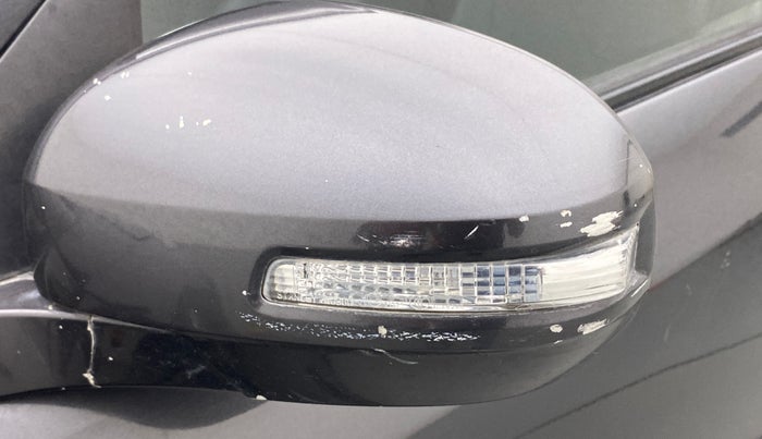 2015 Maruti Swift VXI, Petrol, Manual, 94,507 km, Left rear-view mirror - Minor scratches