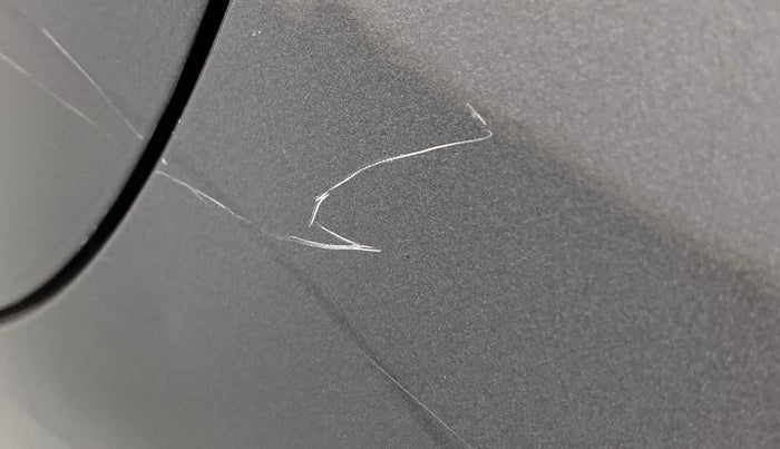 2015 Maruti Swift VXI, Petrol, Manual, 94,507 km, Left quarter panel - Minor scratches