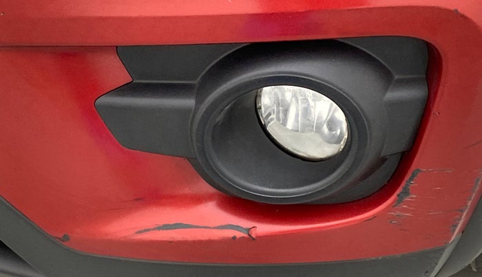 2018 Renault Kwid RXT 1.0 EASY-R  AT, Petrol, Automatic, 74,137 km, Left fog light - Not fixed properly