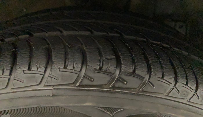 2019 Maruti New Wagon-R VXI (O) 1.2, Petrol, Manual, 33,802 km, Right Front Tyre Tread