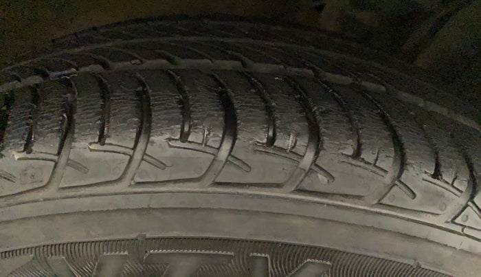 2019 Maruti New Wagon-R VXI (O) 1.2, Petrol, Manual, 33,802 km, Right Rear Tyre Tread