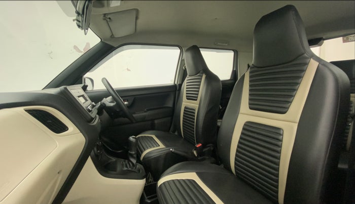 2019 Maruti New Wagon-R VXI (O) 1.2, Petrol, Manual, 33,802 km, Right Side Front Door Cabin