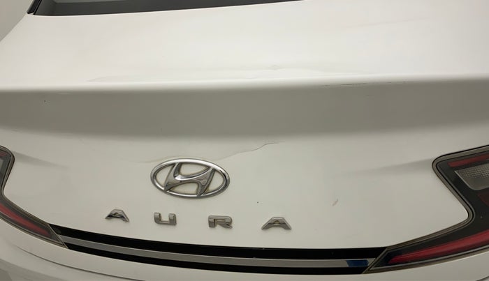 2021 Hyundai AURA S 1.2 CNG, CNG, Manual, 76,440 km, Dicky (Boot door) - Minor scratches