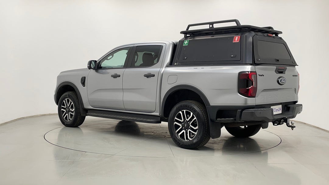 Left Back Diagonal (45- Degree) View