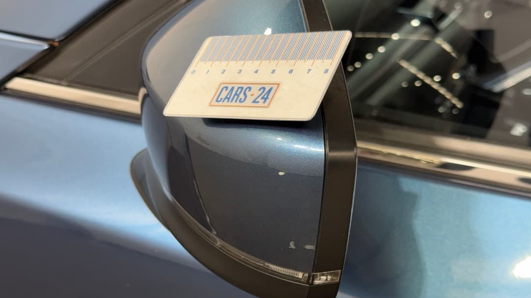 Side Mirrors Housing LHS Scratch