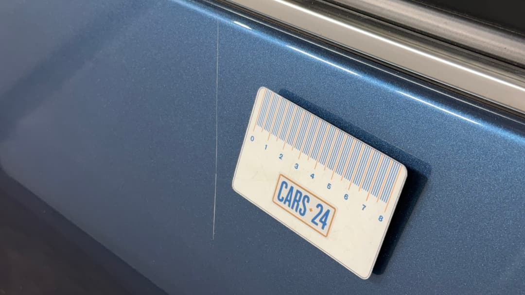 Doors Rear LHS Scratch