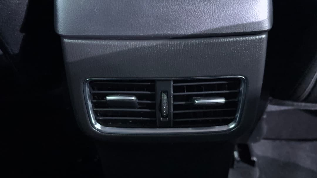 Rear A/C Vent