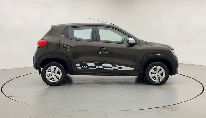 2016 Renault Kwid 1.0 RXT Opt AT, Petrol, Automatic, 30,944 km, Right Side View