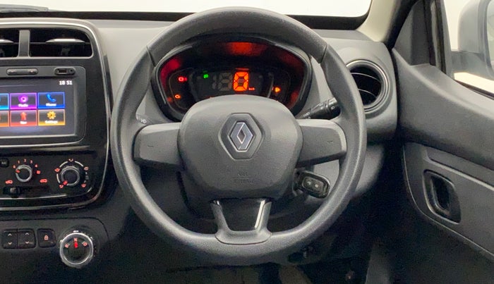 2016 Renault Kwid 1.0 RXT Opt AT, Petrol, Automatic, 30,944 km, Steering Wheel