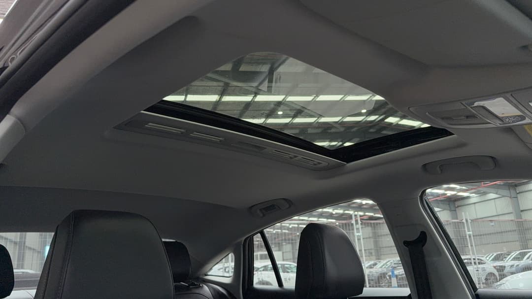 2023 MG Mg5 Essence, Automatic, 18465 km, Interior Sunroof/Moonroof